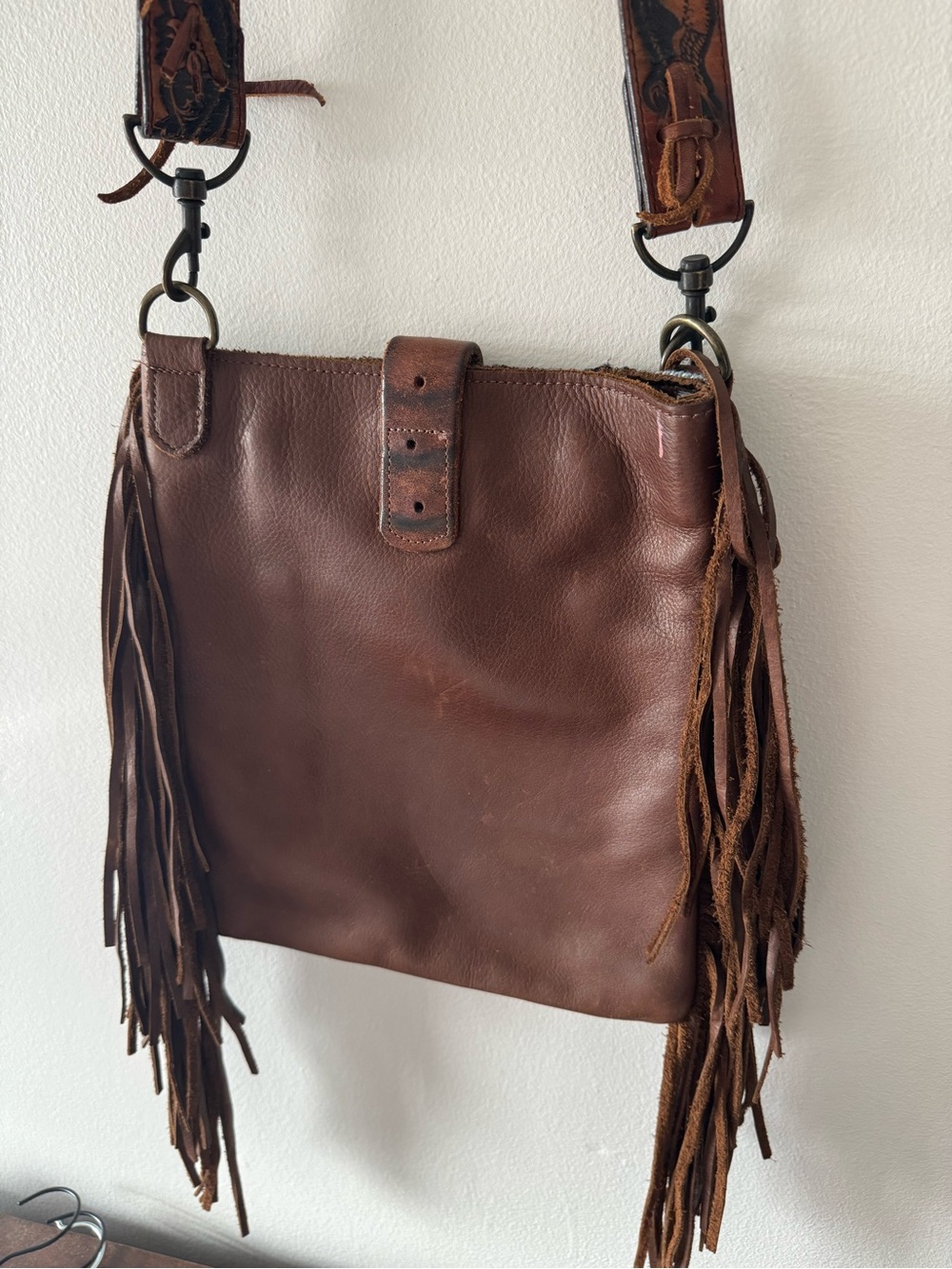 McFadin Boho Fringe Woven Crossbody Bag in Multicolor - Picture 2 of 6
